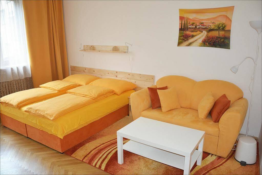 Apartmany Machek Прага Екстериор снимка